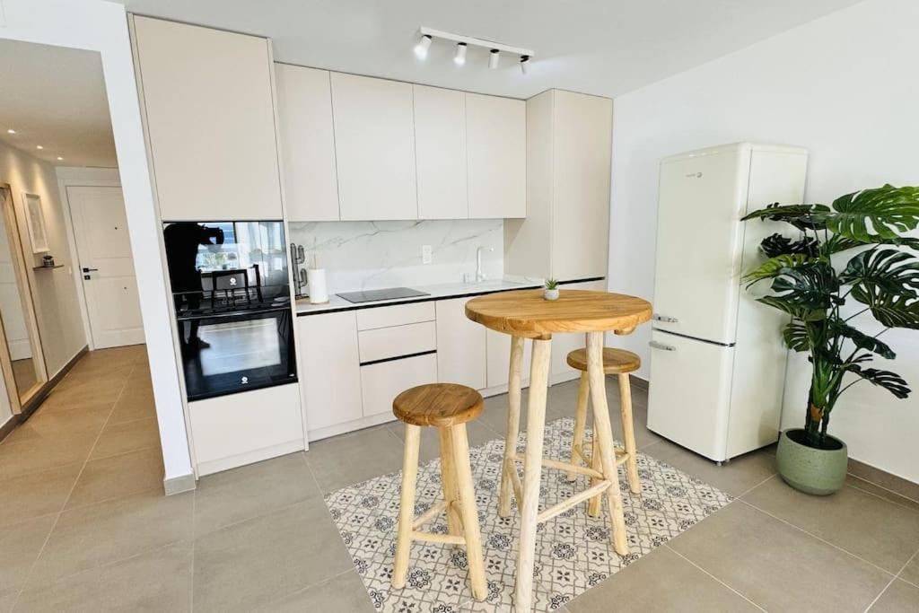 Room City Estepona Poseidon -Sea Views- Bagian luar foto